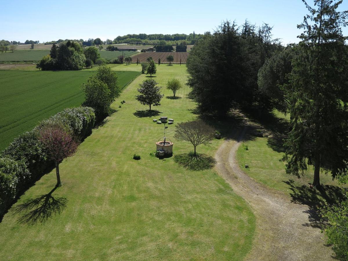 Chateau De Cauderoue Bed & Breakfast Nerac Exterior photo